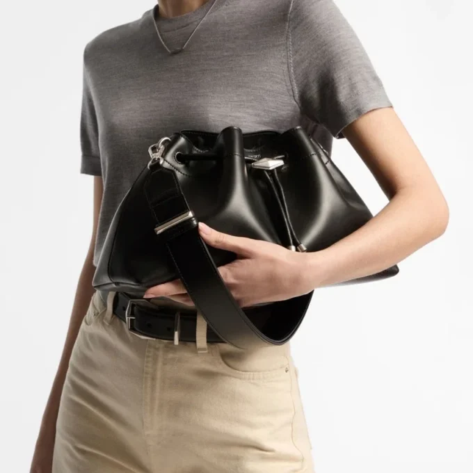 Cinch Medium Black Leather Shoulder Bag